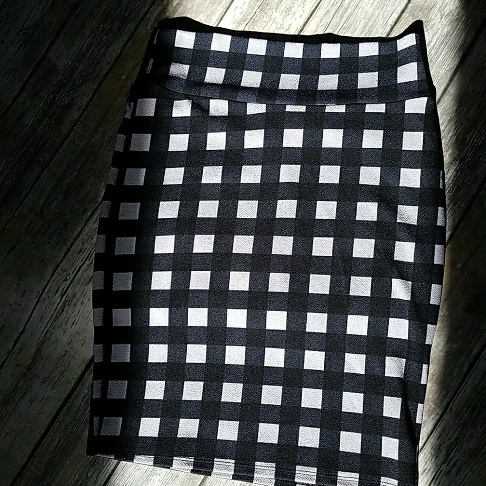 Lularoe CASSIE SKIRT LG